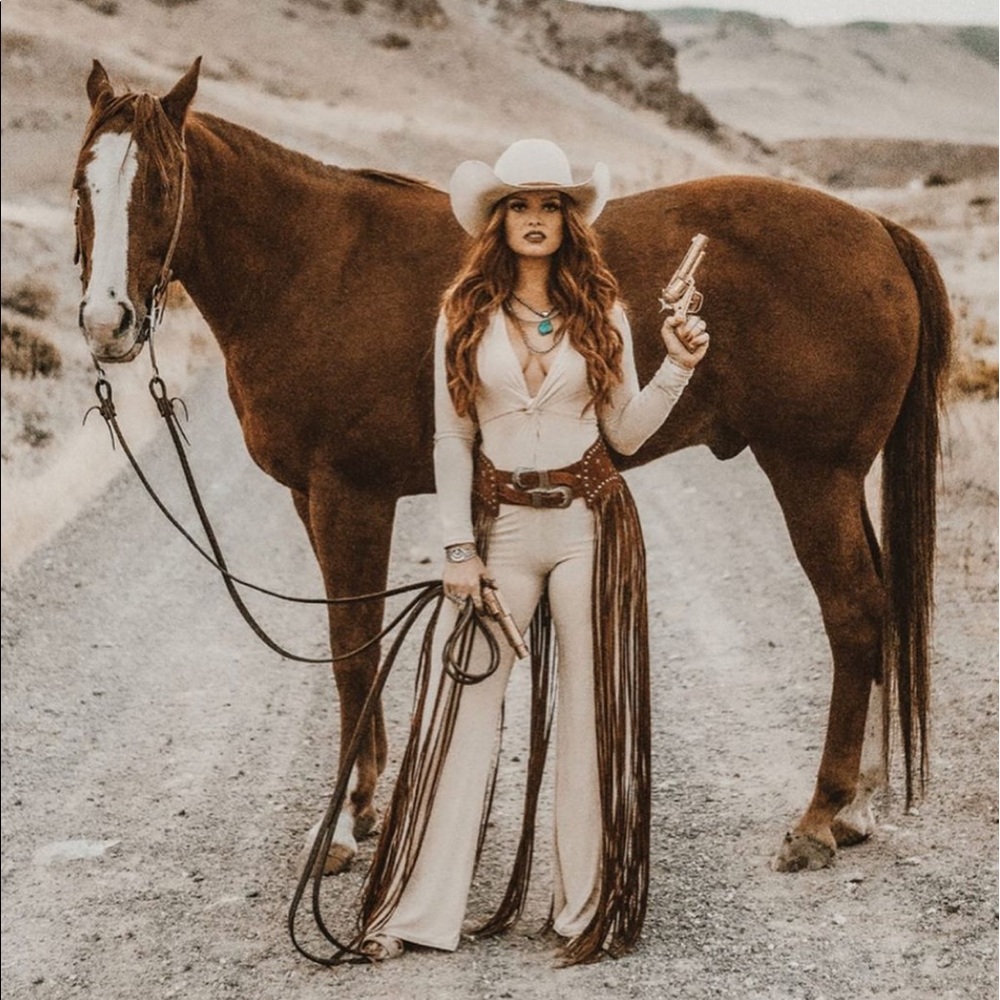 Fringe Belt